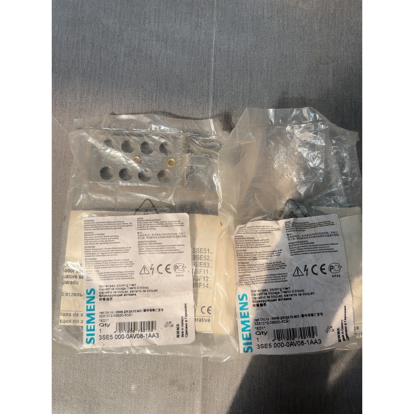 西门子 闭锁插件3SE5000-0AV08-1AA3 全新原 备件议价