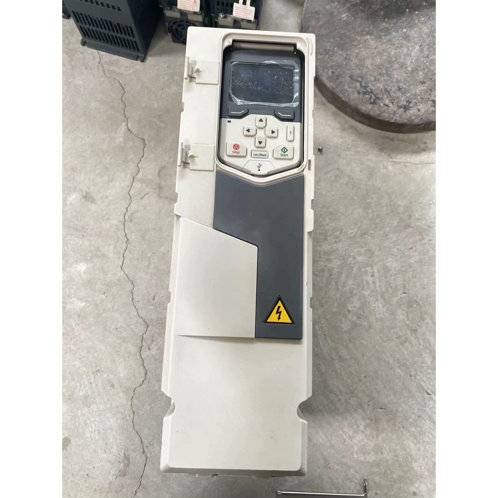 ABB变频器ACS580-01-07A3-4+B056,3K备件议价