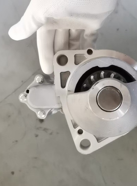 三菱8DC9/8/10 加藤FV413Q起动机M004T95082 ME90543 V8马达13齿