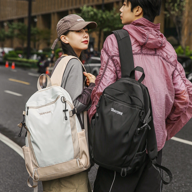 大容量轻便户外旅行登山包