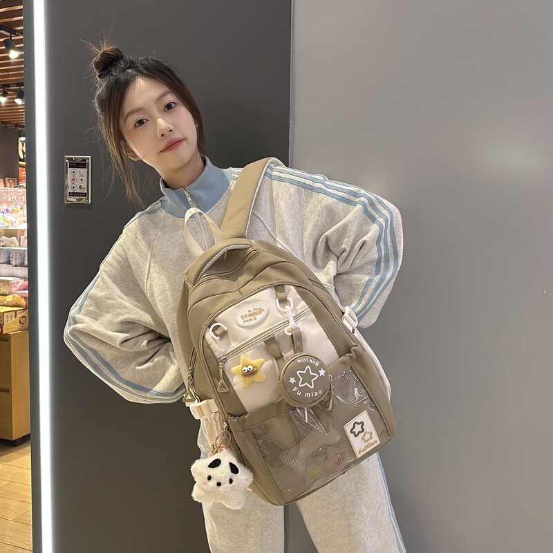 书包女生初中生高中高颜值大容量轻便百搭新款可爱百搭学院风背包