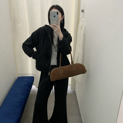 eternal.西子-冬上新贝壳扣装饰加绒加厚喇叭裤休闲裤X51738