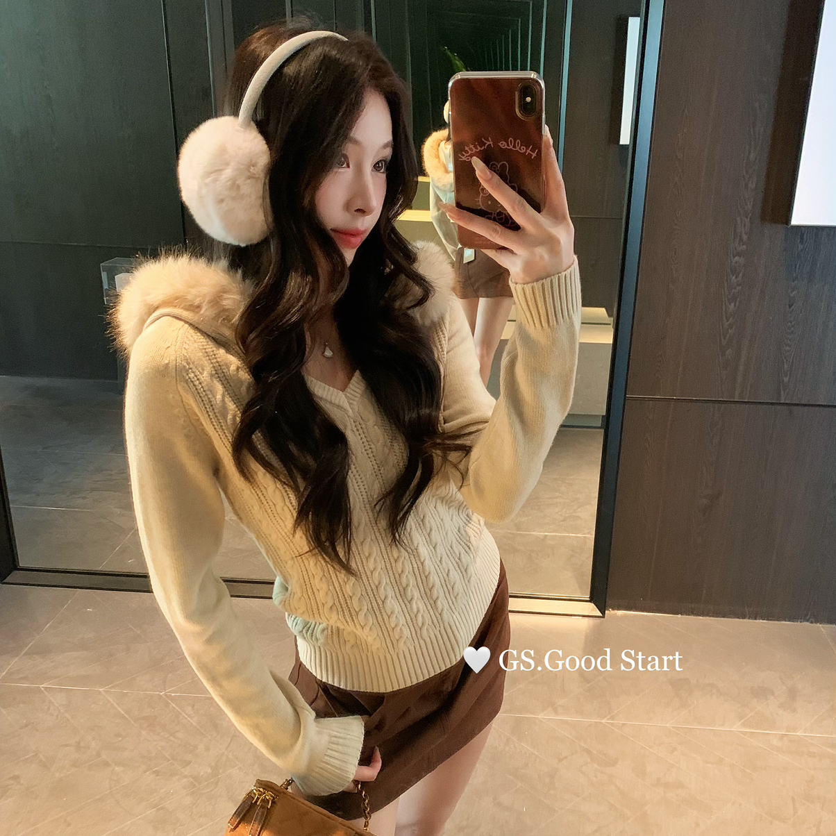 GS.GOOD START-髦辣妹毛毛连帽修身保暖毛衣(配可拆卸毛领)G7736