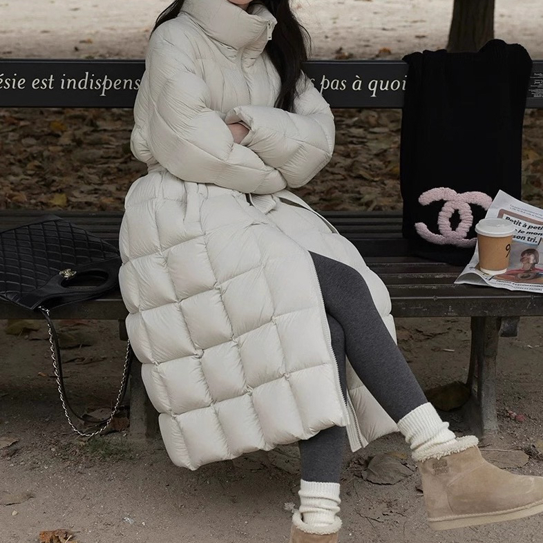Secret Guest-感保暖加长款立领系带女保暖羽绒服外套(配腰带)651