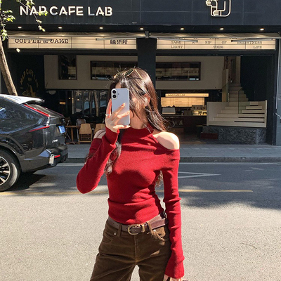 Novel-春上新气质小女人露肩红色针织衫M1722