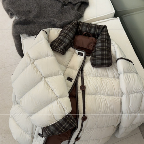 买手严选-杭州站-冬上新绗缝简约风百搭保暖羽绒服外套YRF1107