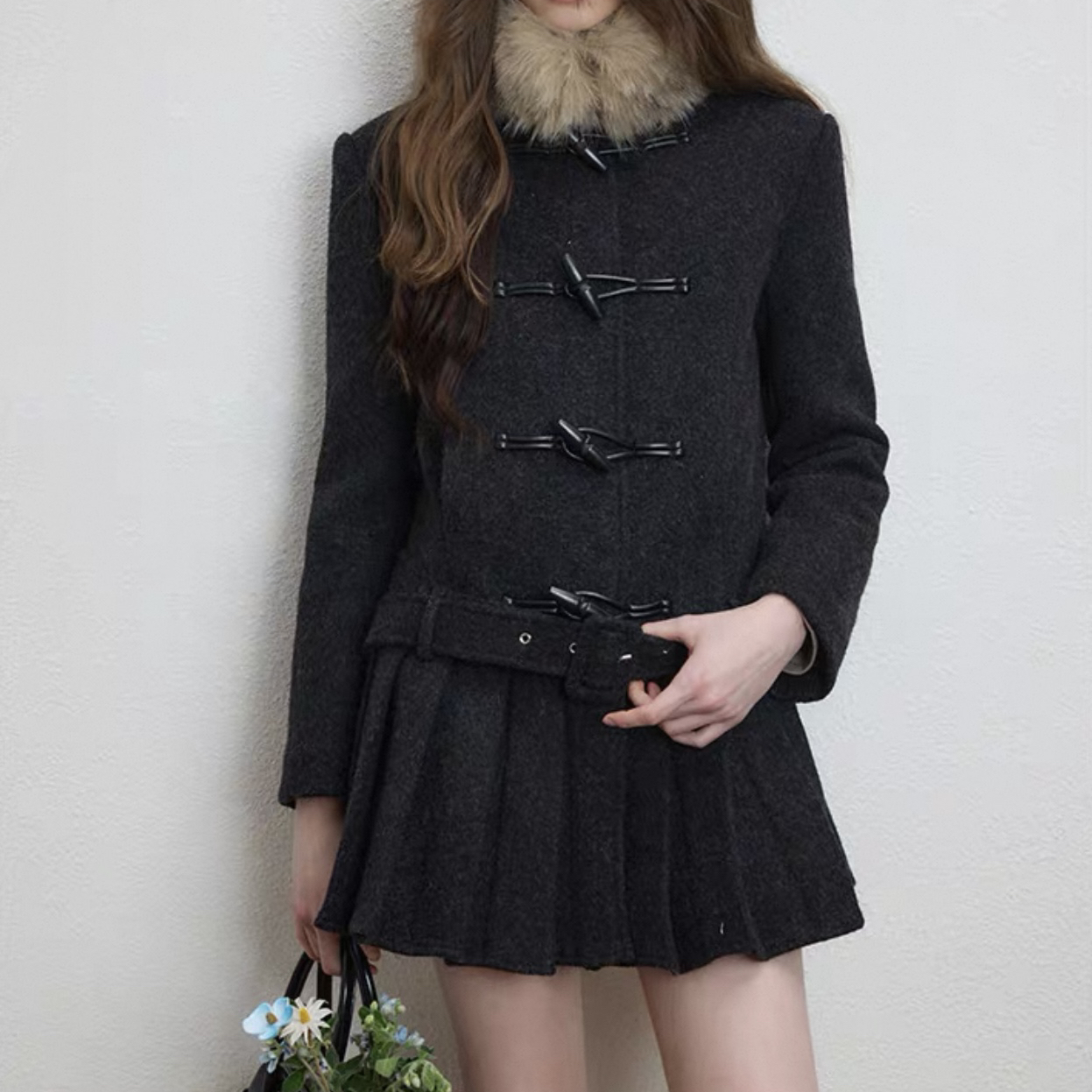 SAVAGE-拼接百褶A字毛呢外套大衣(配可拆卸环保毛领,腰带)A20256