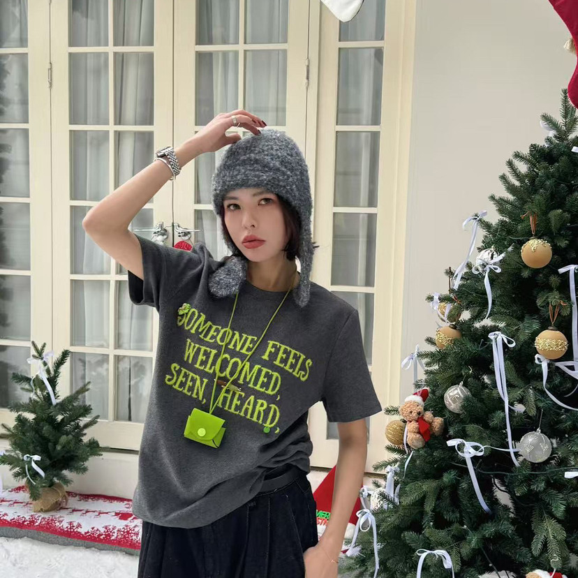 Nn.studio-26年早春圆领字母刺绣时尚短袖T恤(配小包)YS1-9200