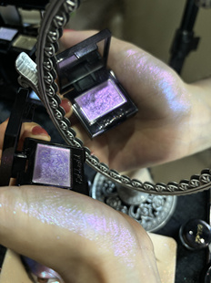 仙气飘飘的高光  coldnwild冷野 香炉紫烟偏光湿漉漉质感