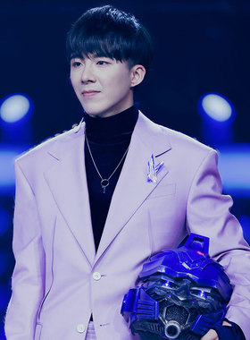 蒙面唱将猜猜猜刘宇宁周边项链