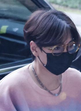 汪苏泷同款透明幻彩蓝色仿玉珠项链项圈毛衣链