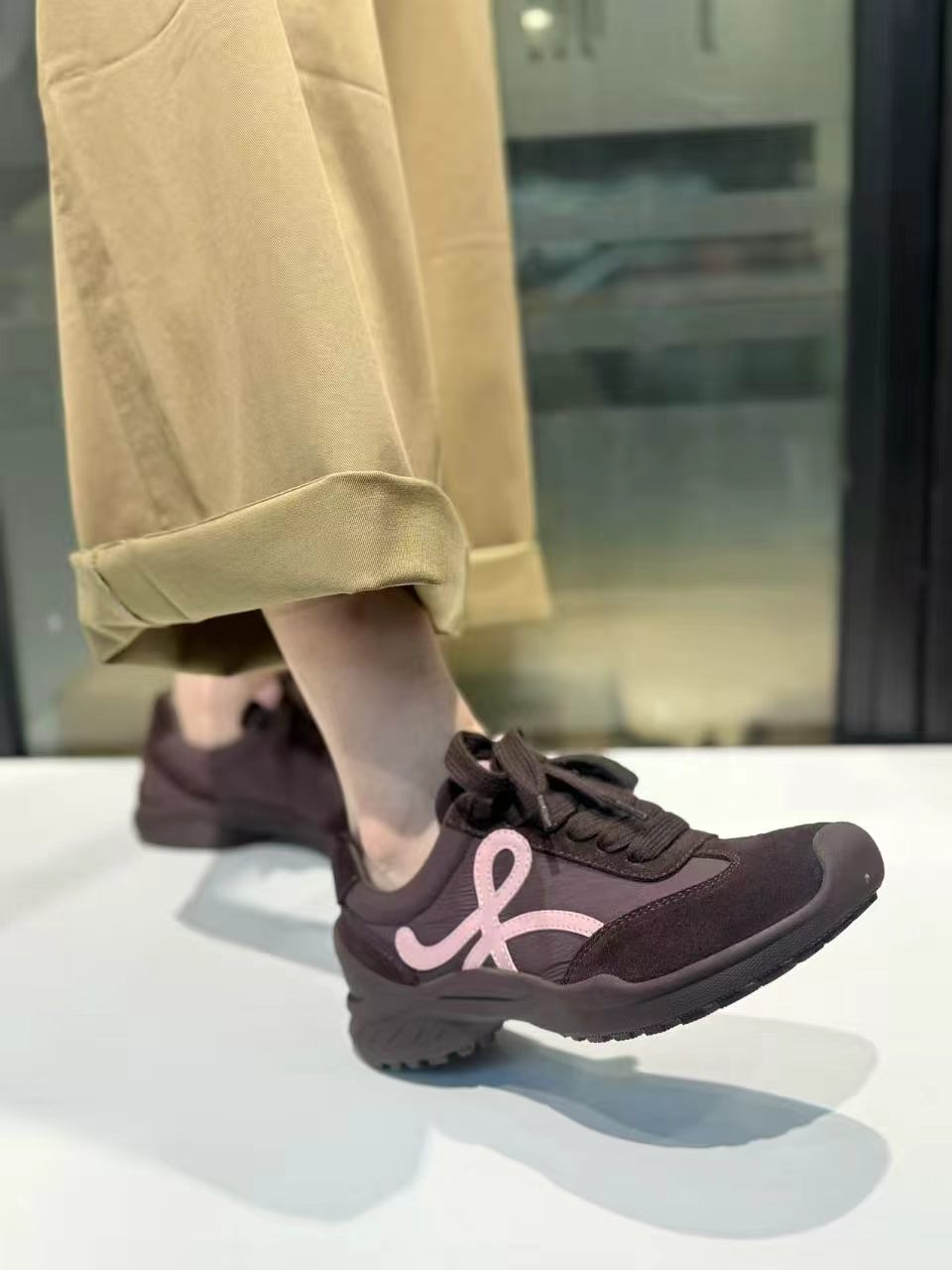 4CM厚软底德训鞋女秋新款系带深口皮鞋真皮舒适不易累休闲旅游鞋