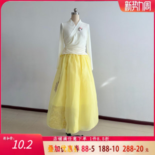 新款舞研依库朝鲜族舞蹈服装女练习上衣仿真丝裙子胸花韩服演出服