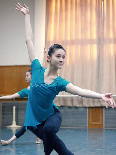 2024新款古典舞蹈服女飘逸身韵舞蹈纱衣练功服中国舞舞衣集训演出