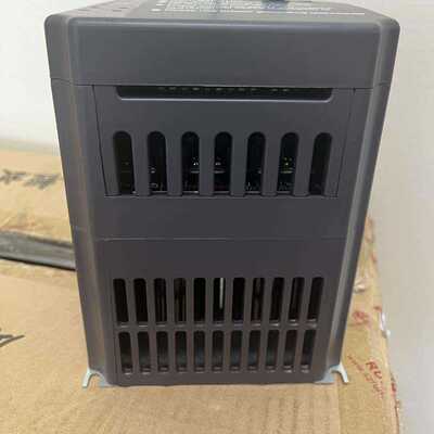 议价YQ3000G11-018G/022P 18.5/22/30/37/45/55/75/90/110 变频器