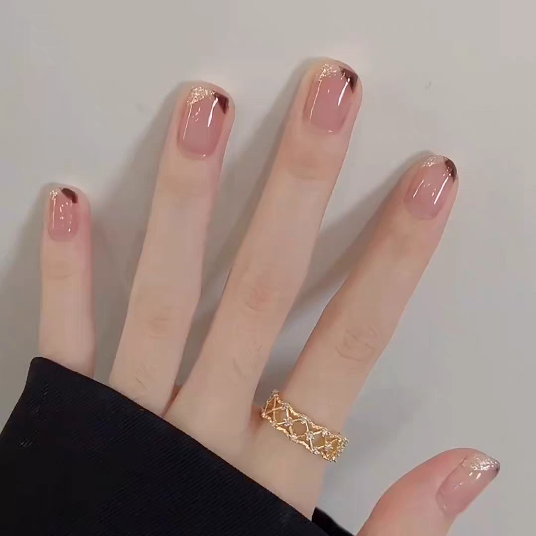 纯手工穿戴甲短款法式猫眼高端穿戴式秋冬款美甲显白修饰手型款,彩妆/香水/美妆工具,穿戴甲/甲片,淘宝优惠券,粉丝福利购,淘宝优惠卷