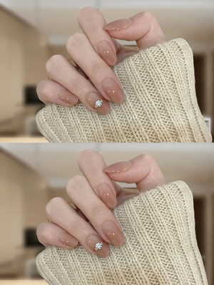 高级闪钻戒指淡淡裸色显白简约冰透纯手工穿戴甲成品美甲贴片短甲