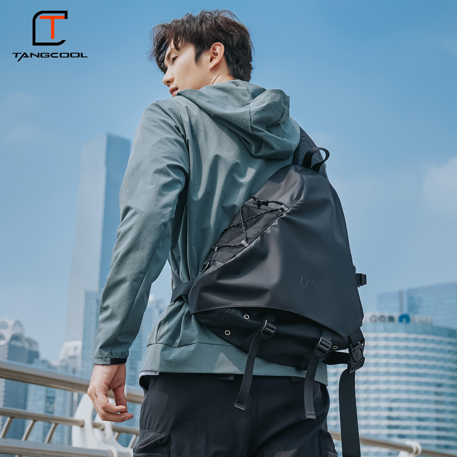 新款牛津布男单肩包休闲时尚轻便