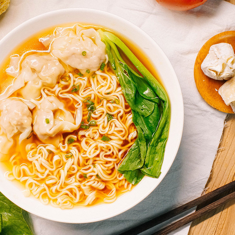 港式云吞面速食广东手工竹升面正宗面食细面条非油炸鸡蛋面整箱装