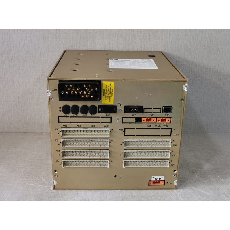 ABB REF542PLUS 1VFSE09152V201/ 1VCF752000 基础装置 - 仅设备,