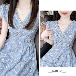 新款 小眾收腰顯瘦中長(zhǎng)裙 藍(lán)色連衣裙女2024夏季 明星日記桔梗法式