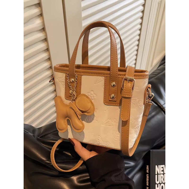 超火小包包女式2025新款潮小众百搭斜挎包上班通勤手提水桶,箱包皮具/热销女包/男包,水桶包,淘宝优惠券,粉丝福利购,淘宝优惠卷