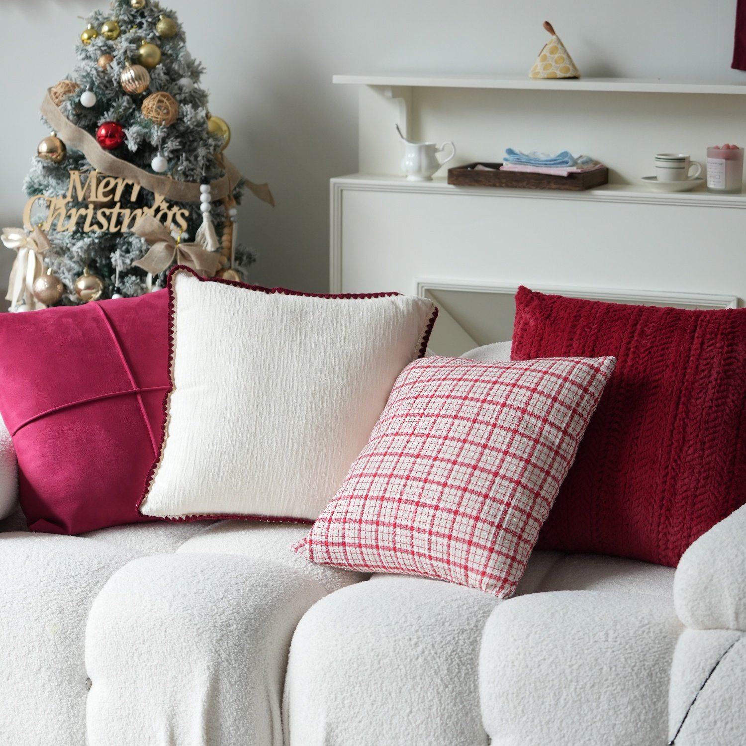 Lomi Blue红格抱枕靠垫新年新家红色轻奢靠枕喜庆飘窗结婚装饰,居家布艺,靠垫/抱枕,淘宝优惠券,粉丝福利购,淘宝优惠卷