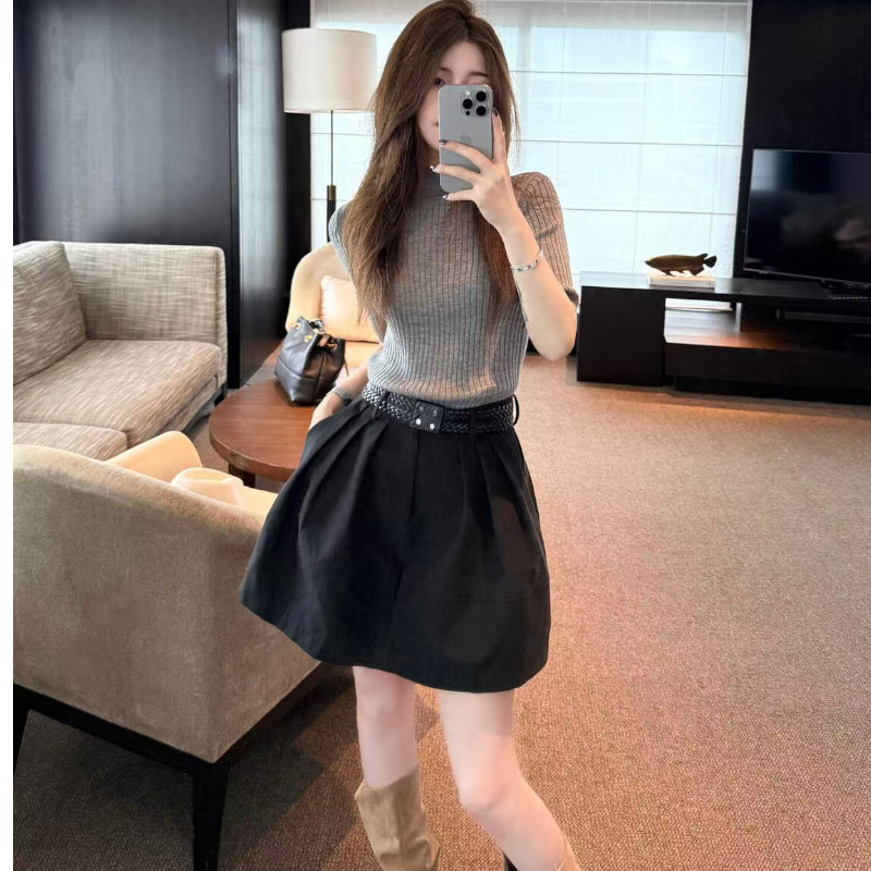 2025早秋半裙女设计感小众高级感商场同款小个子原创蓬蓬裙灯笼裙