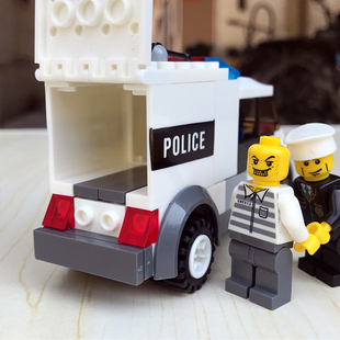兼容乐高积木男孩子军事警察拼装 组装 小玩具儿童卡车飞机车子礼物