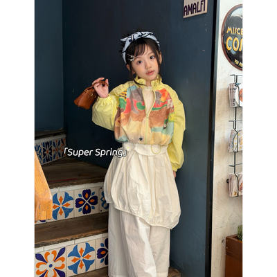 女童26春季卡通涂鸦冲锋衣外套