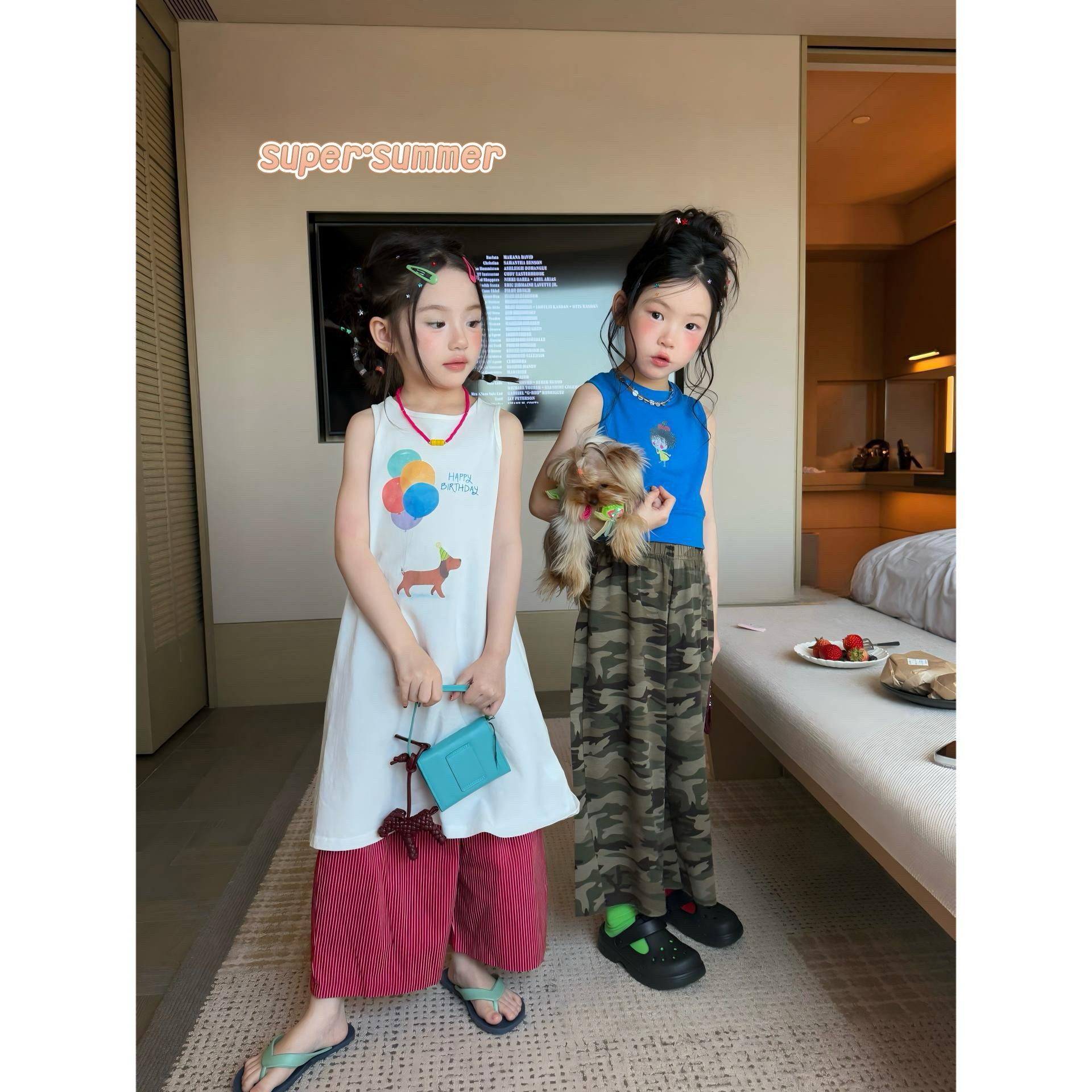 女童26夏季新款韩版洋气轻薄卡通背心上衣迷彩休闲裤套装姐妹穿搭