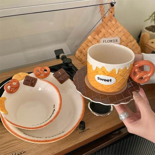 创意面包造型釉下彩陶瓷咖啡杯