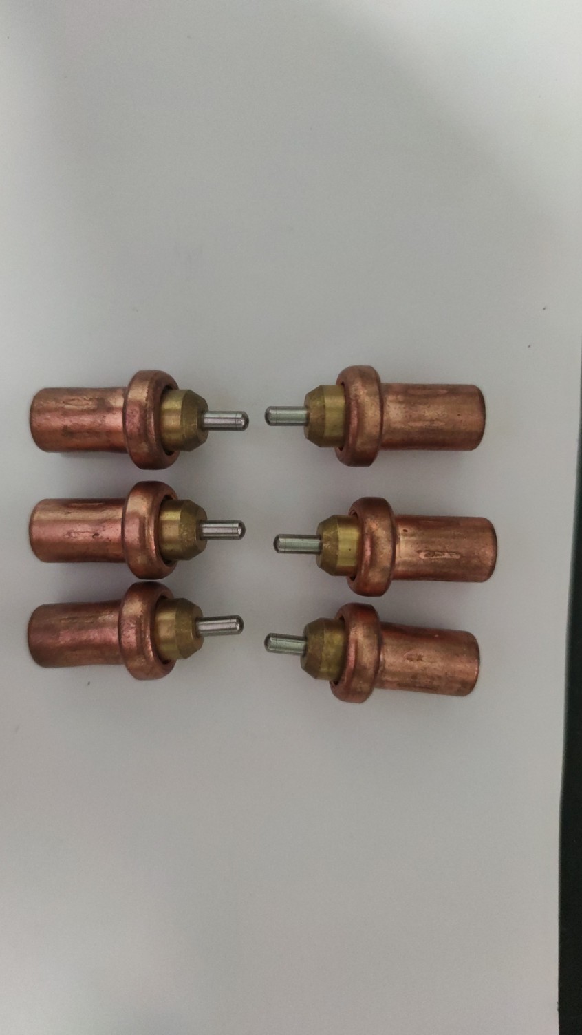 螺杆空压机温度传感器温控阀芯温度开关温度控制器图片