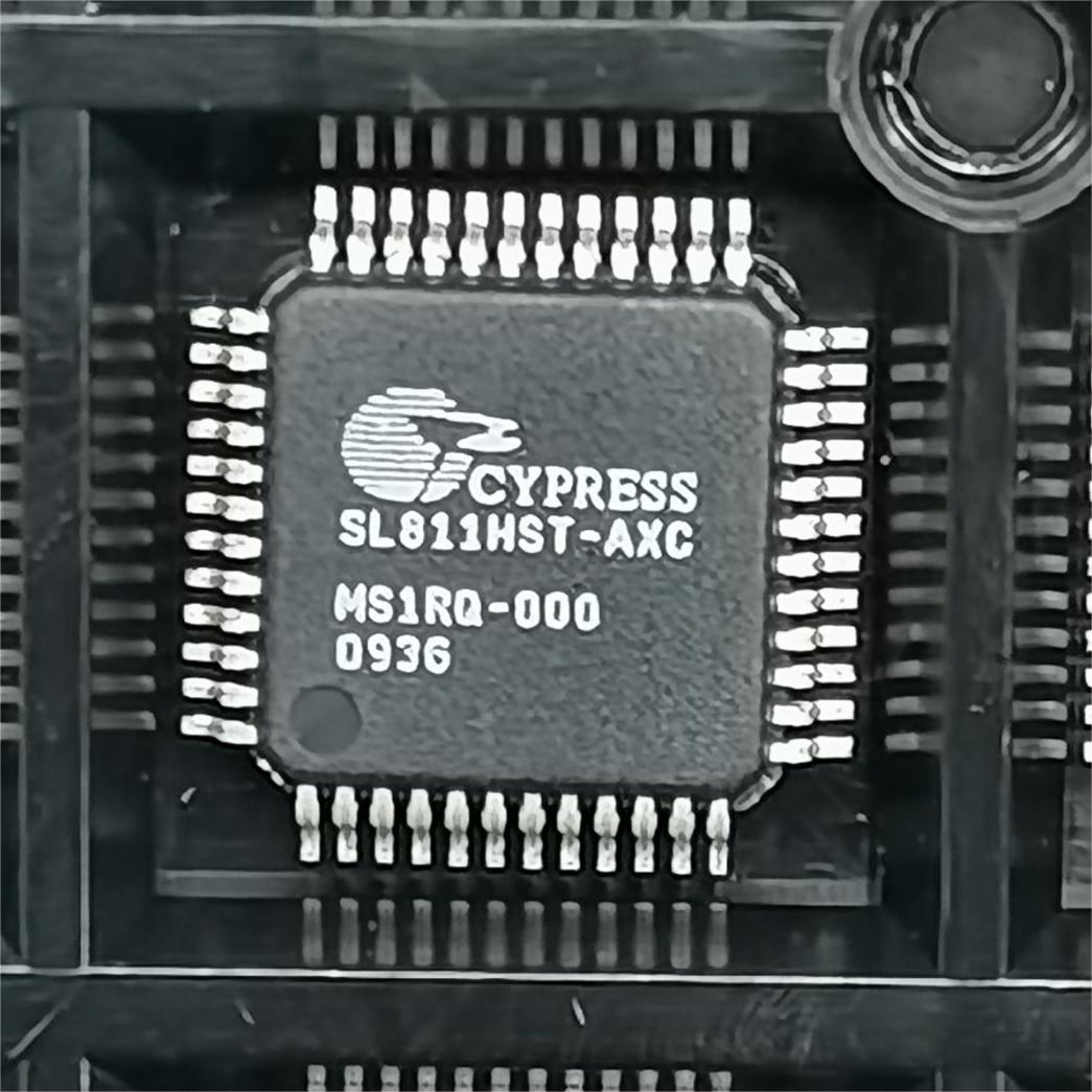 SL811HST-AXC SL811 QFP48脚 全新USB接口控制器芯片 贴片IC原装