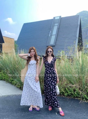 2026夏季新款韩版时尚百搭显瘦高级感修身碎花连衣裙女收腰长裙