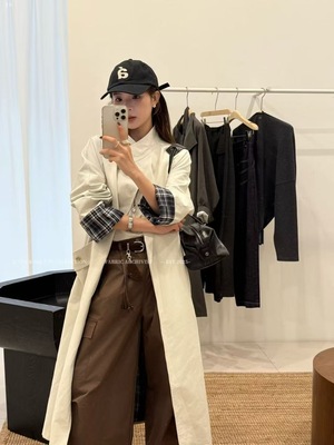 韩系2025秋季新款时尚显瘦高级感格子拼接长款风衣女宽松气质风衣