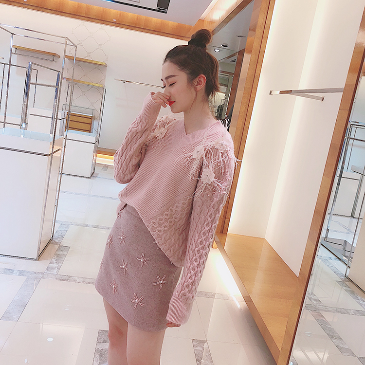 子墨定制 重工釘珠 立體花朵設計款 毛衣在類目 女裝/女士精品, 毛衣中 - 來自Buy2taobao.com提供專業的淘寶代購服務