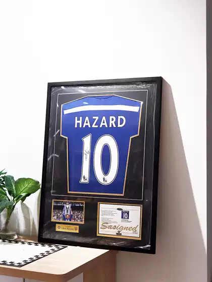 【With Jersey】Chelsea No. 10 Hazard Signed Printed Jersey Framed Photo Frame Football Merchandise Gift for Men