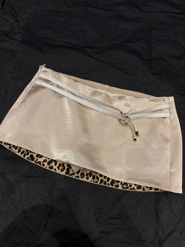 深圳南油设计师缎面醋酸漆皮皮条钻扣装饰豹纹内里低腰半裙