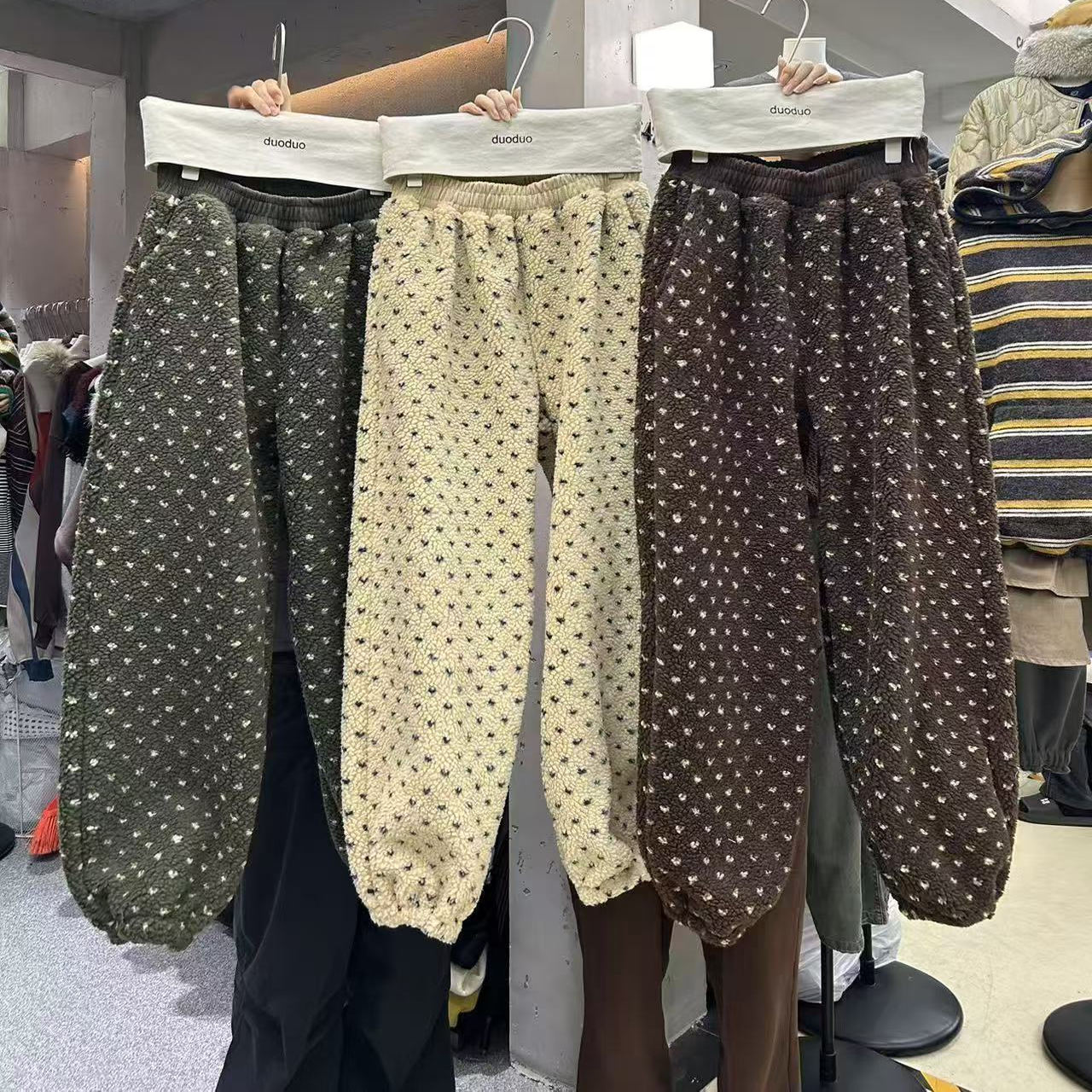 爱心保暖加绒休闲裤颗粒绒卫裤