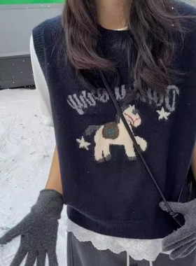 BEYOURSELF 圆领字母小马无袖背心针织衫套头马夹毛衣MY6733