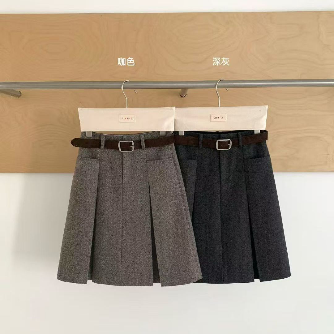 纯色高级感羊毛呢料半身裙