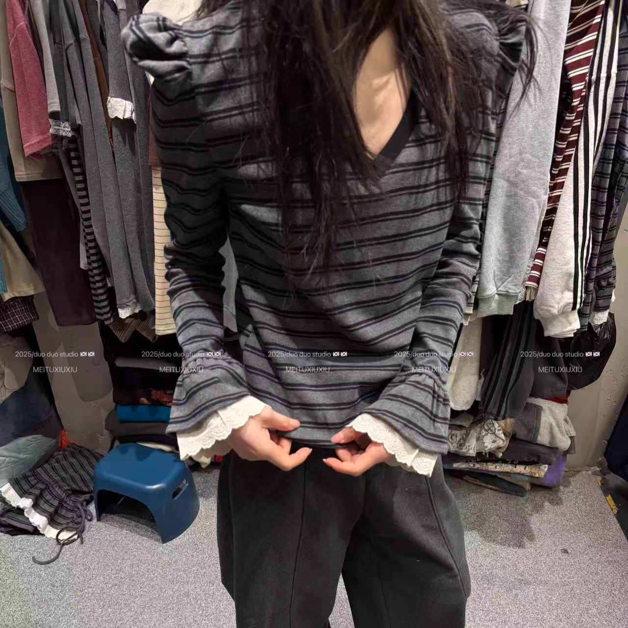 DUODUOV领条纹拼色泡泡袖T恤