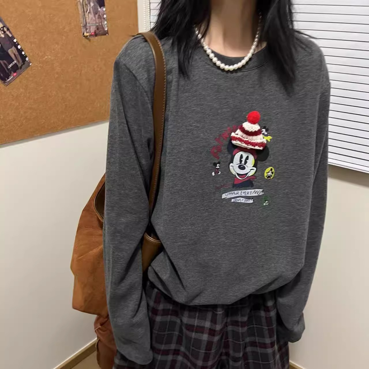 CHEN 圆领卡通图案厚款宽松磨毛长袖T恤百搭打底衫上衣9088