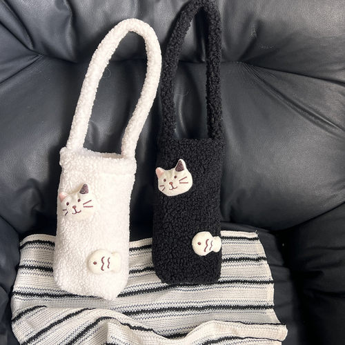 儿童保温杯手提毛绒杯套隔热防摔