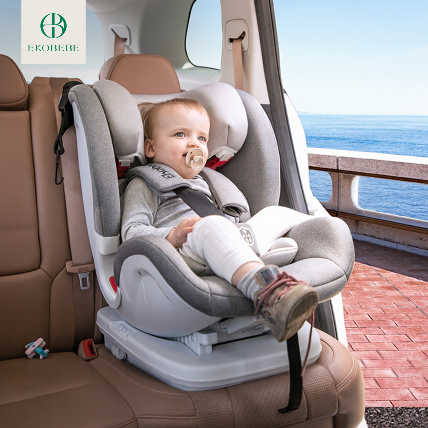 怡戈009儿童安全座椅汽车用可坐宝宝车载9个月-4-12岁简易便携式