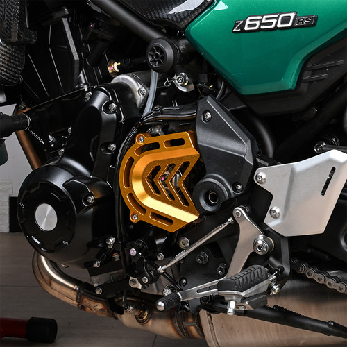 川崎Z650RS改装前齿盘护盖