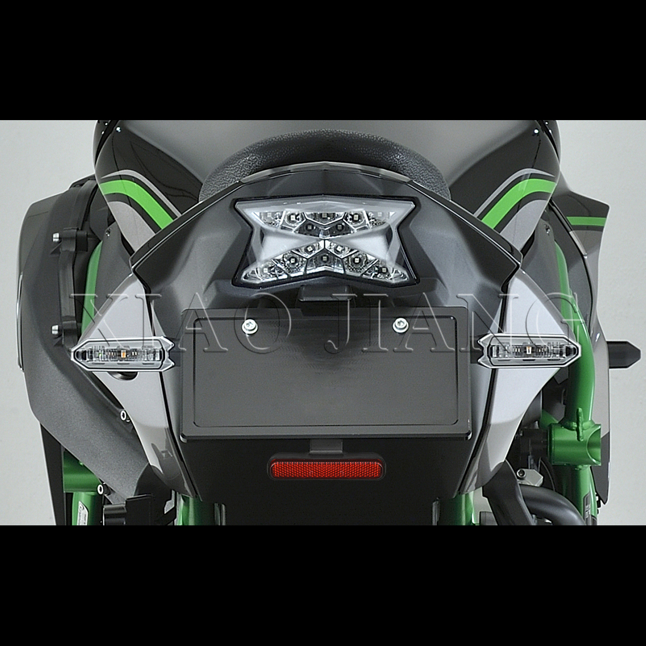 川崎Z900短尾后牌照支转向灯改装