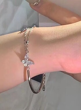 韩版气质蝴蝶链条手链女生ins潮小众百搭设计感手饰网红闺蜜手镯