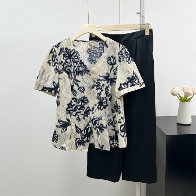时尚洋气妈妈两件套装裤子上衣